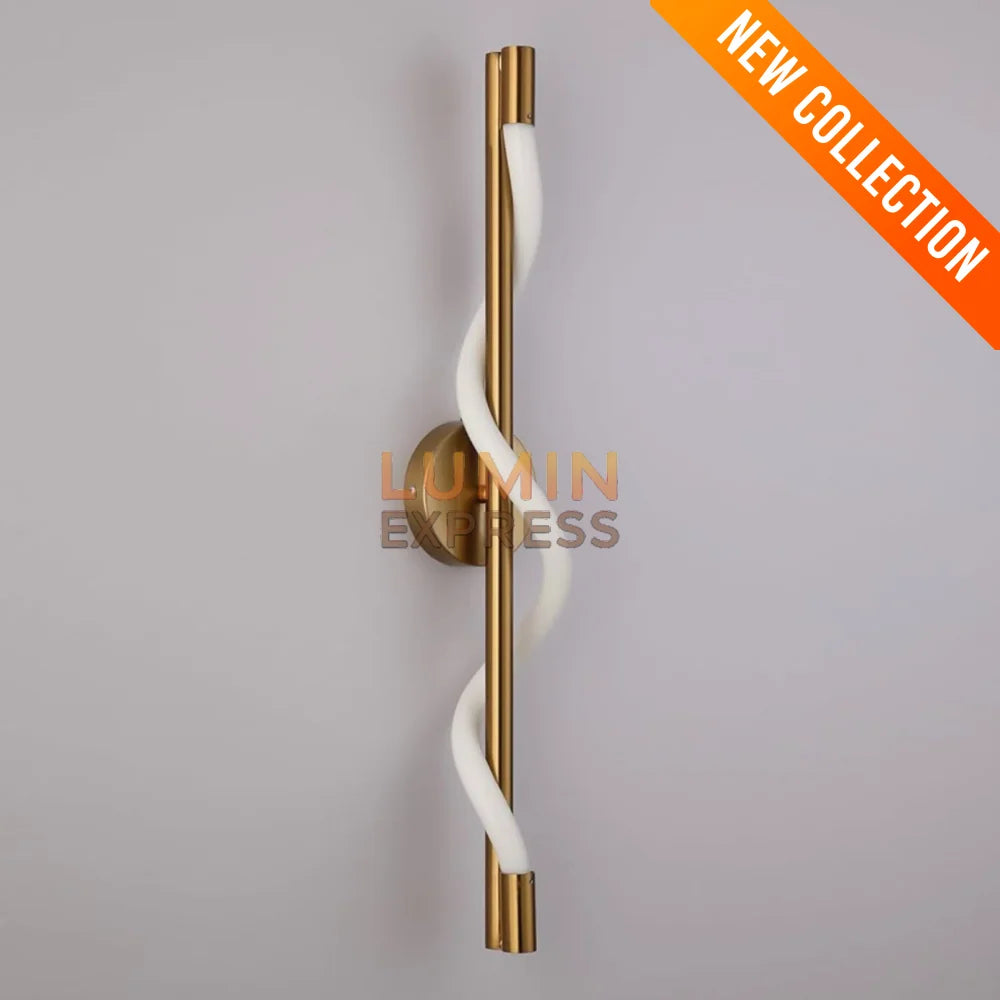 Applique Eclissa Gold – style contemporain et finition dorée raffinée.