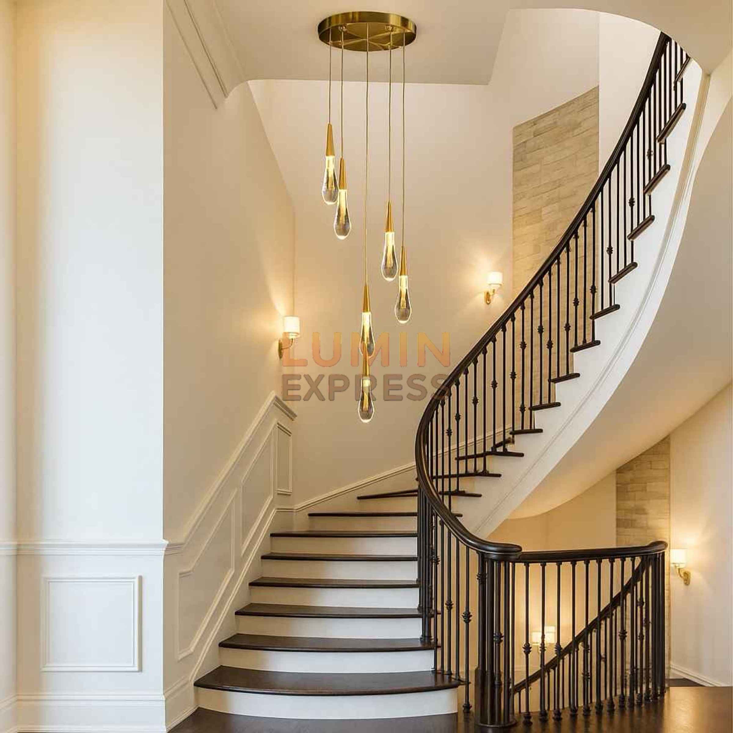 Lustre GOTA moderne idéal pour salon, salle à manger ou cage d’escalier