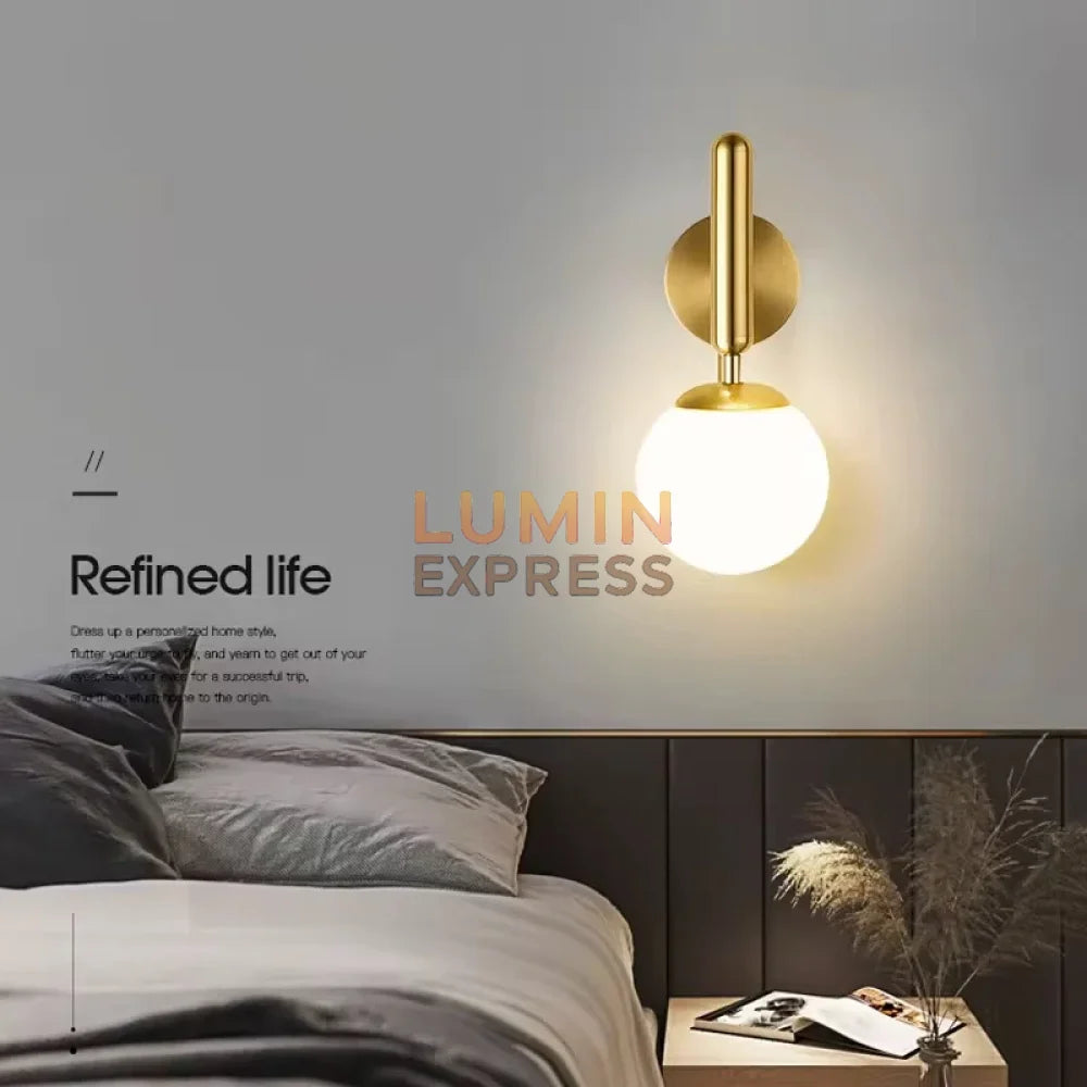 Applique ISADORA Gold – luminaire mural élégant pour salon et chambre