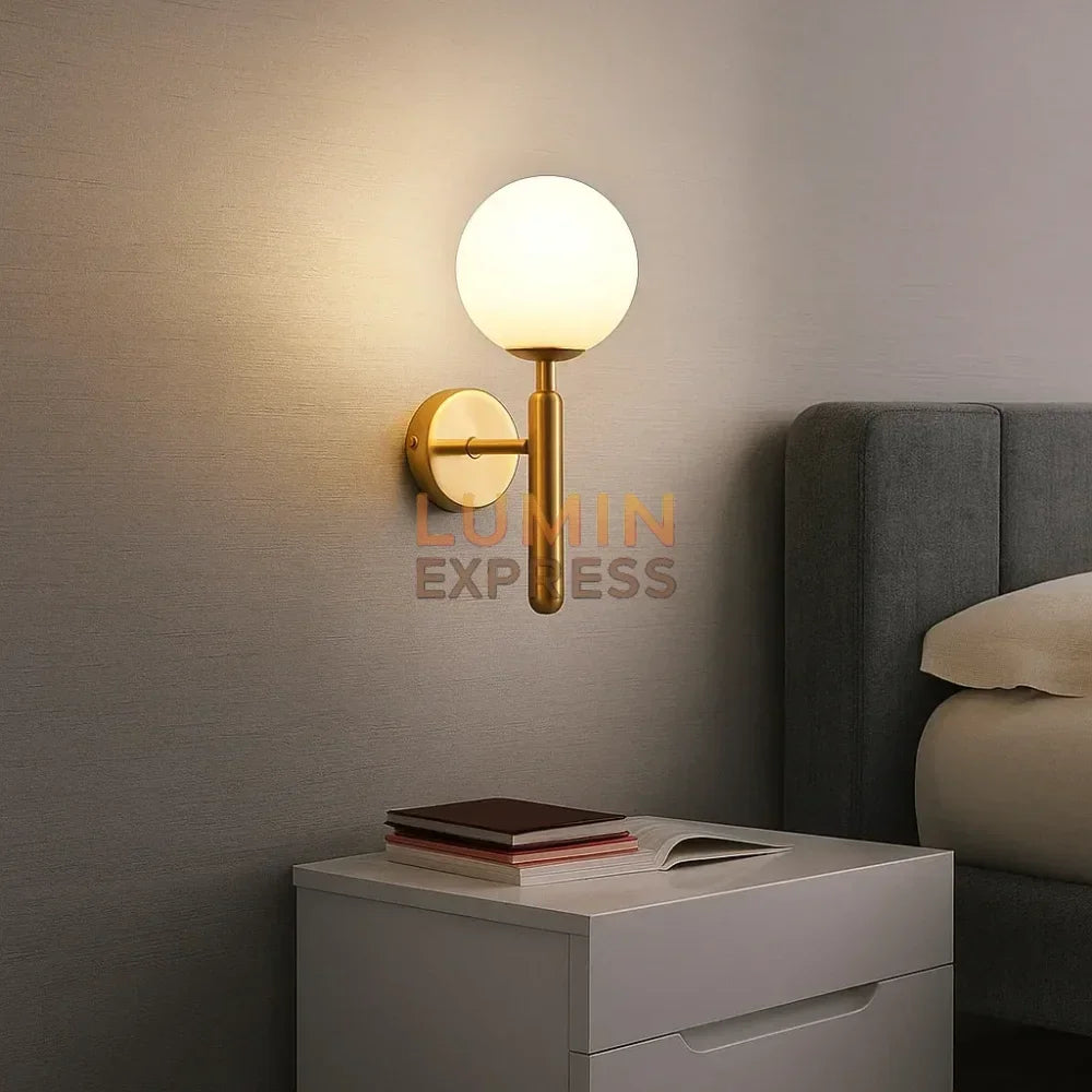Applique murale ISADORA Gold – luminaire design doré pour intérieur moderne au Maroc