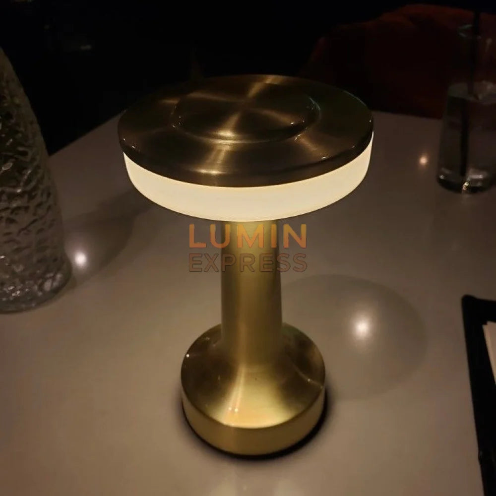 Lampe de table rechargeable TEKTA Gold — éclairage sans fil pour restaurant café
