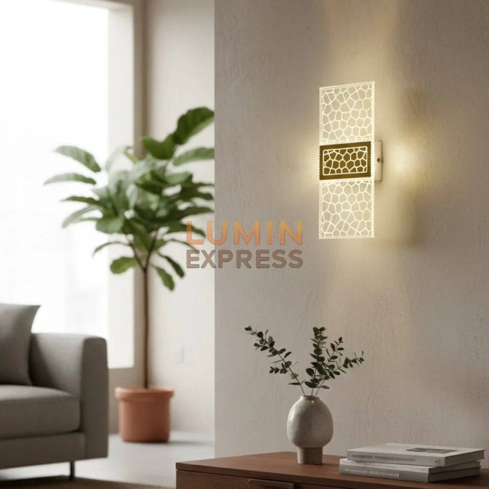 Applique murale SAVIOLA Gold lumière chaude salon couloir