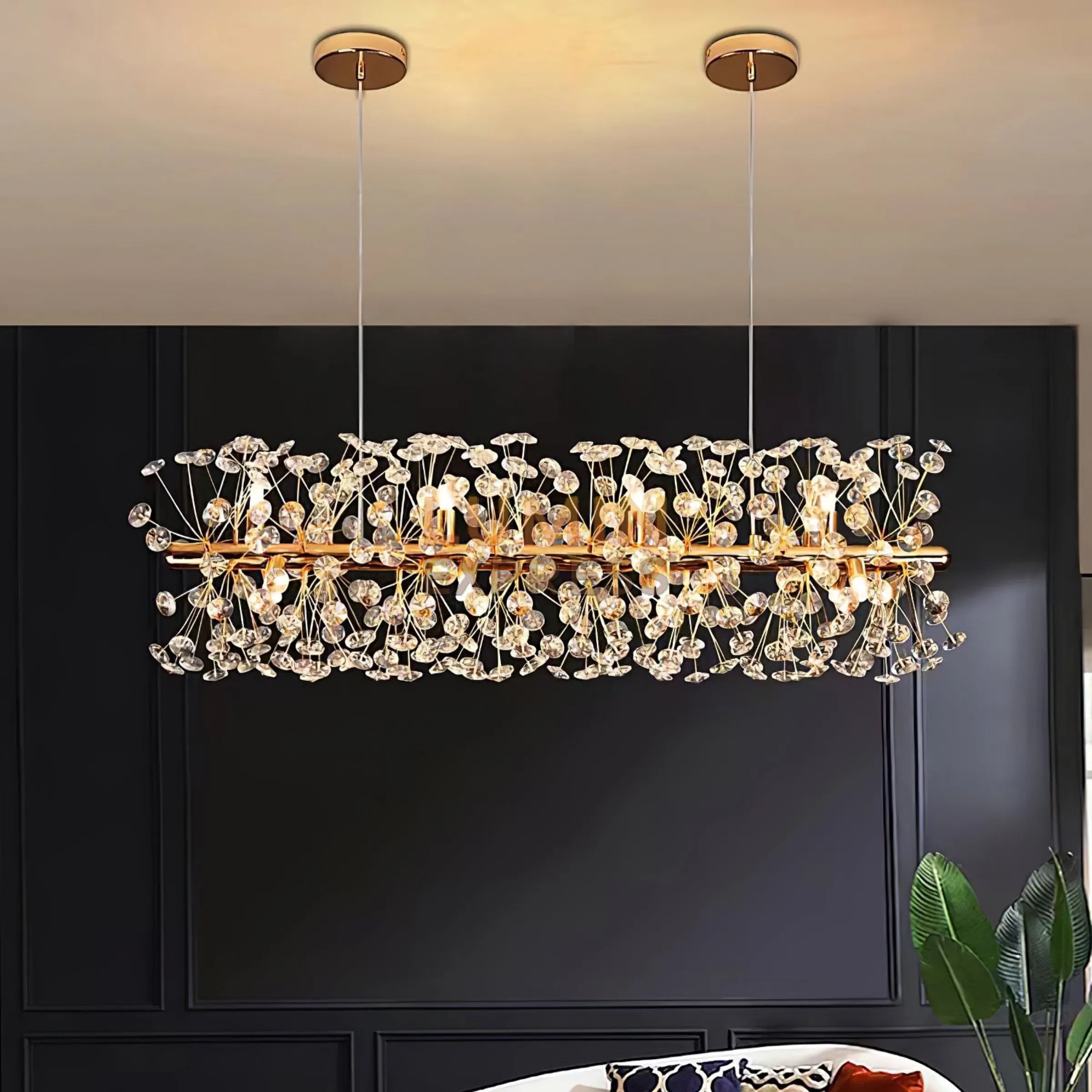Lustre CLASSICO cristal doré suspension élégante pour villa ou hôtel – Maroc