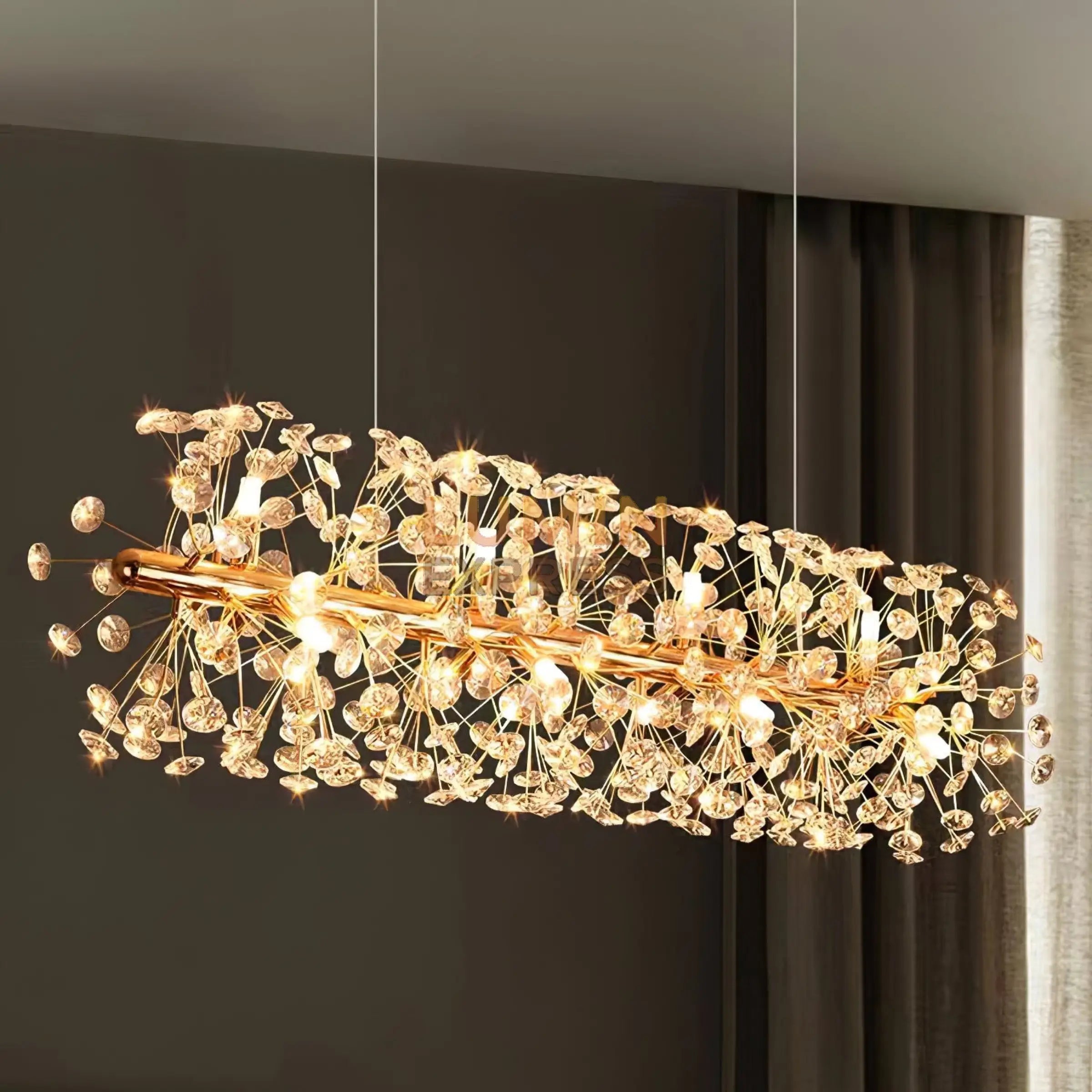 Lustre design doré avec cristaux étincelants pour salon – Maroc