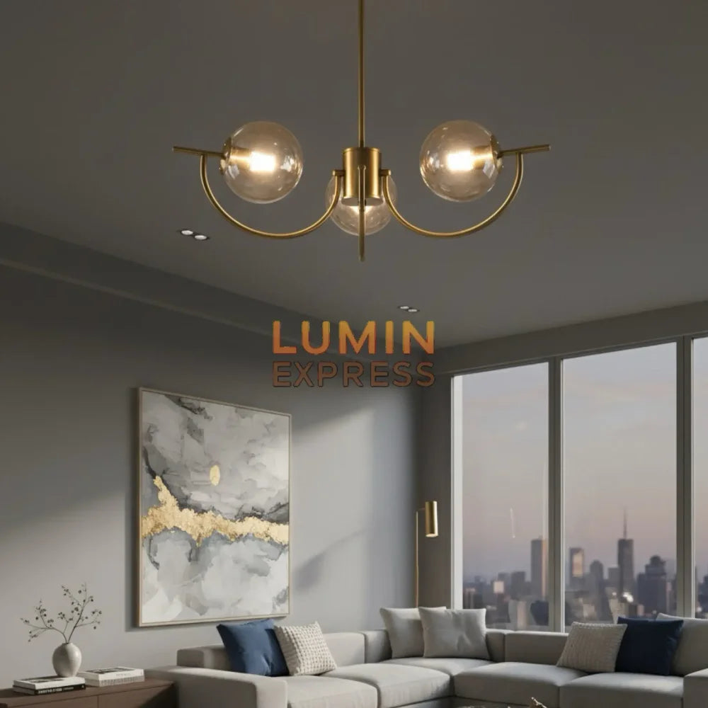 Lustre TRILOGY Ambre – luminaire design pour salon contemporain à Casablanca, diffusion de lumière chaude et douce 3000K