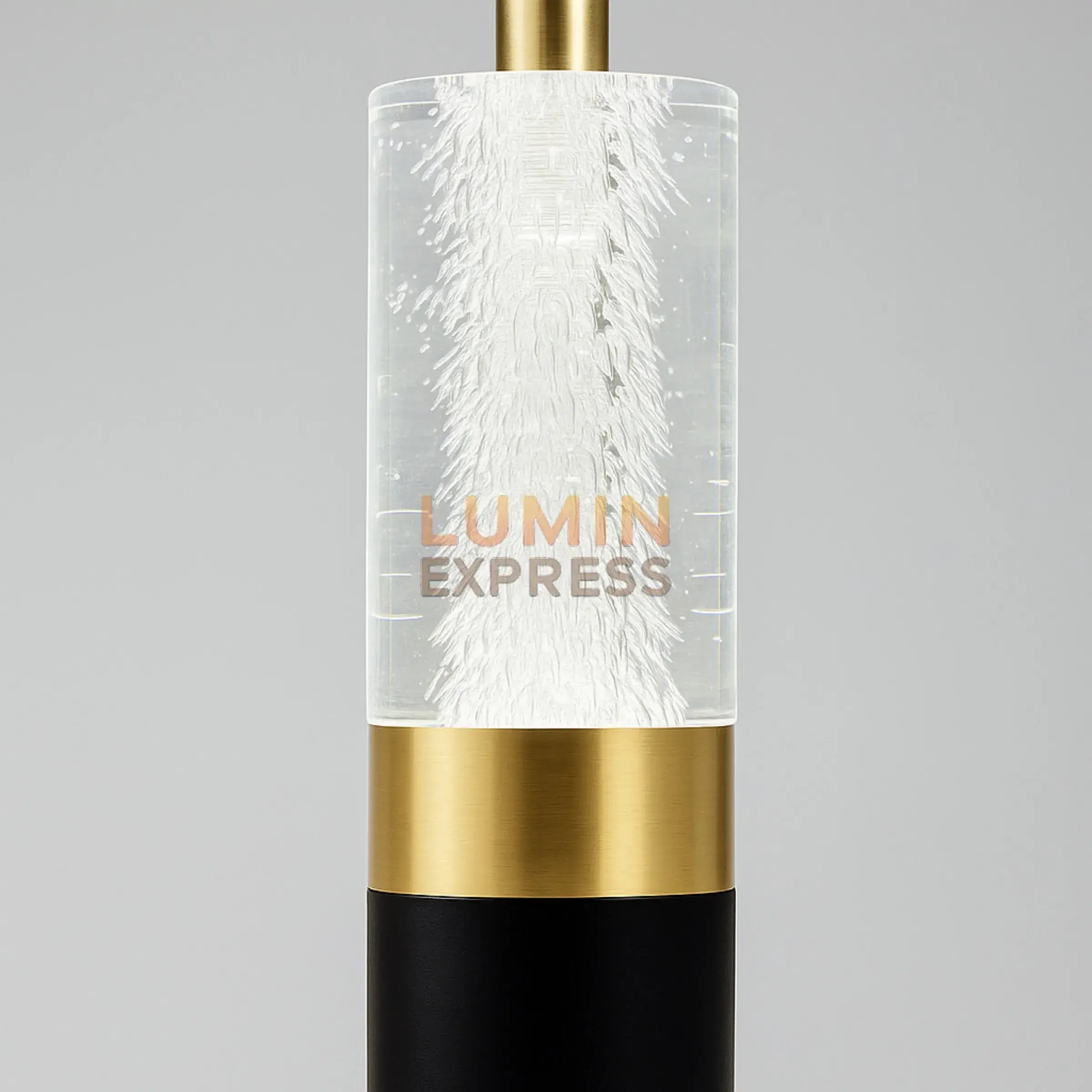 Suspension design dorée avec LED intégrée – qualité premium Luminexpress.