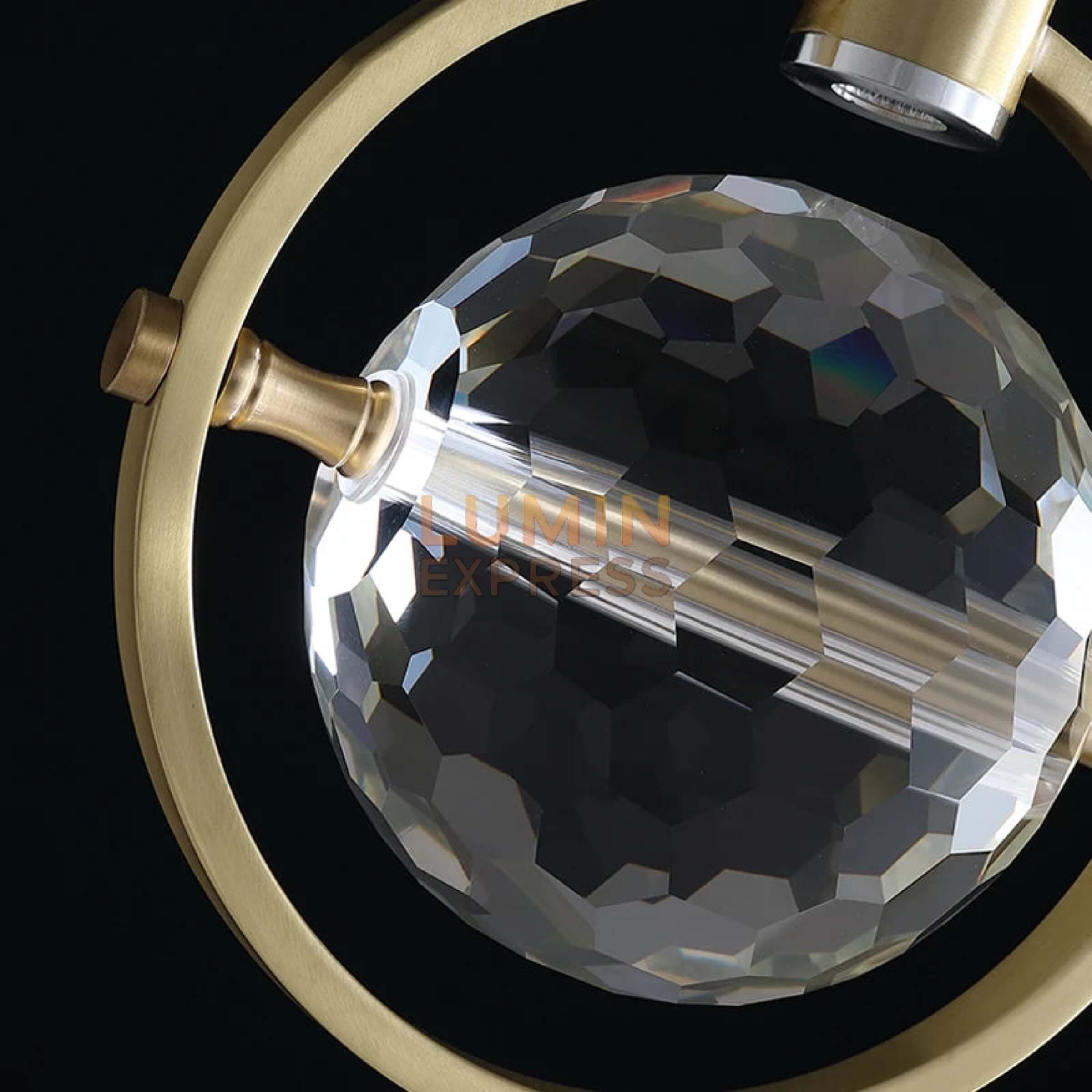 Suspension moderne Solvena – éclairage décoratif cristal K9 doré pour intérieur marocain