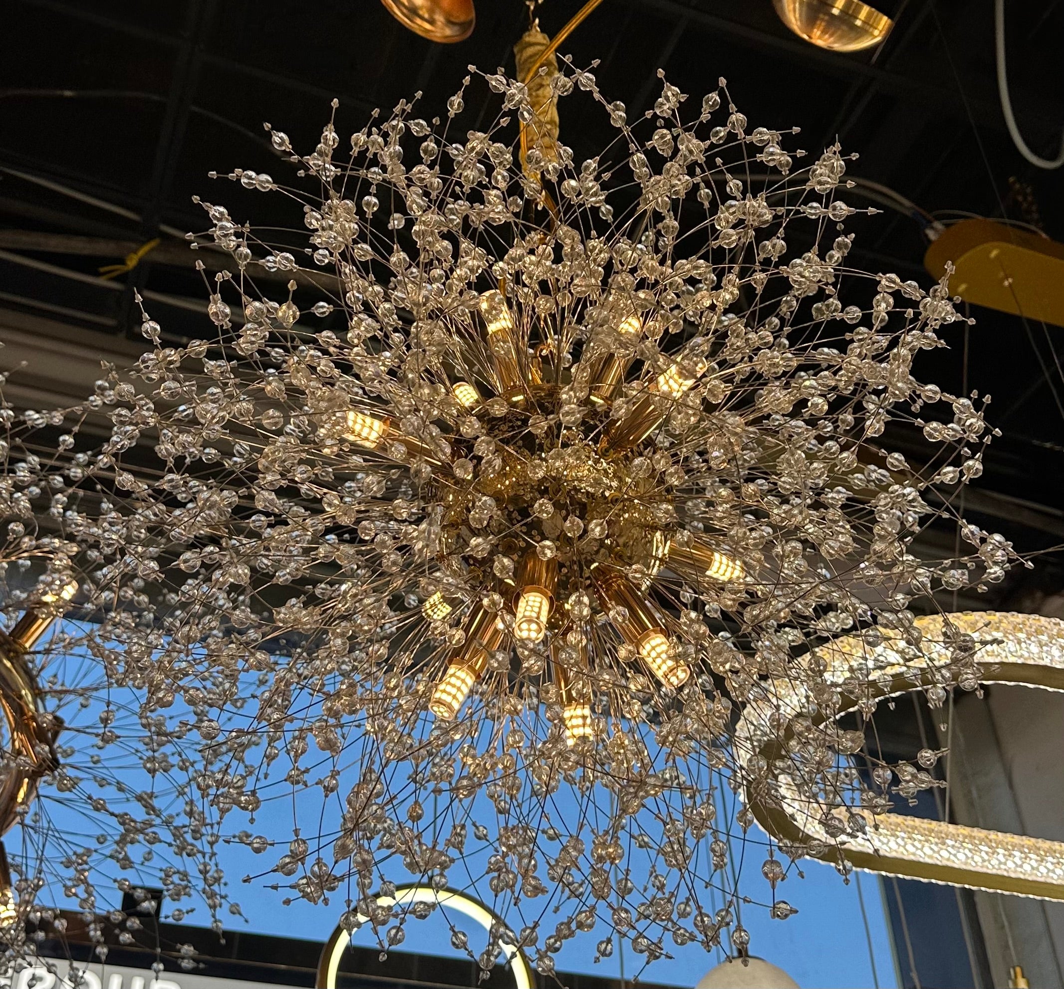 Lustre TITAN Gold