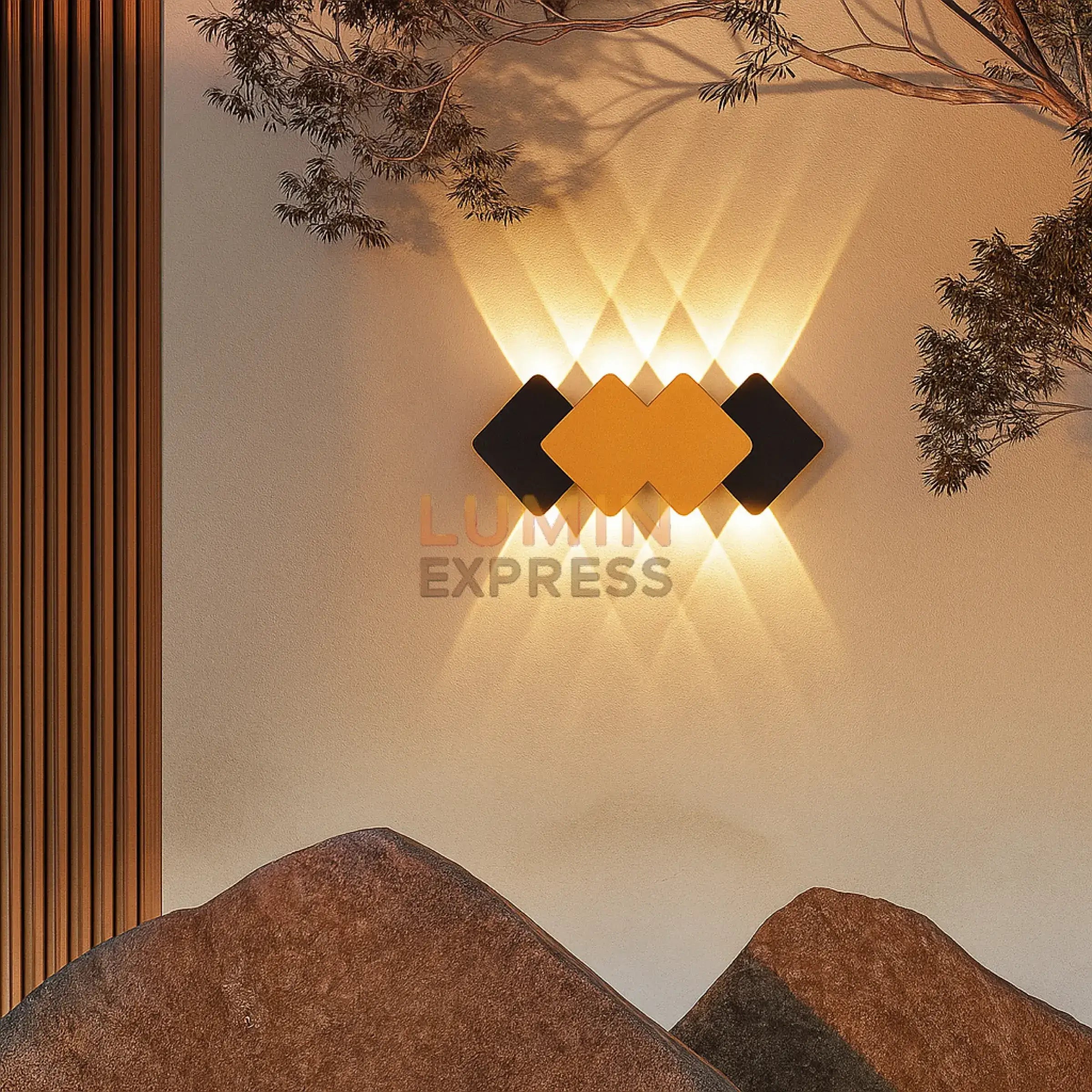 Applique murale Nesya étanche IP65 noir et or Maroc