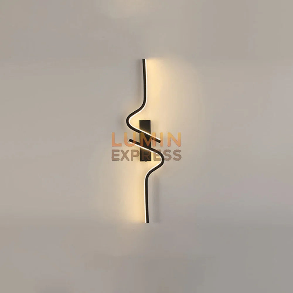 applique-murale-led-design-noire-escalier-maison-maroc