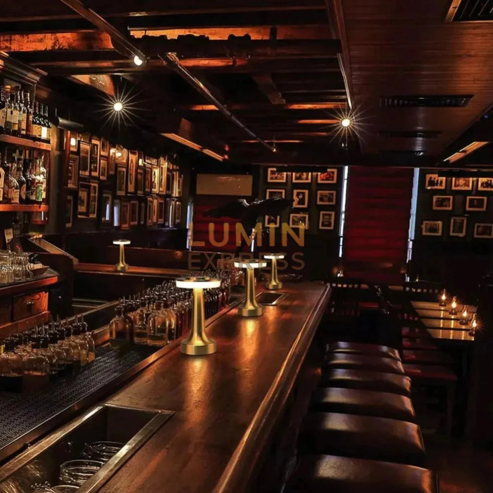 Lampe sans fil TEKTA Gold — éclairage décoratif pour table de restaurant Maroc.