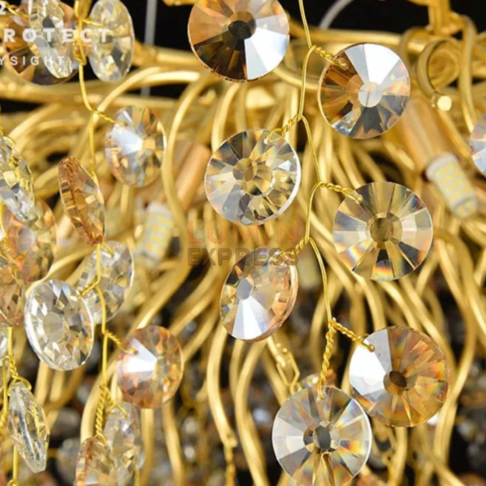 Lustre Belong en laiton doré – élégance et brillance pour intérieurs luxueux