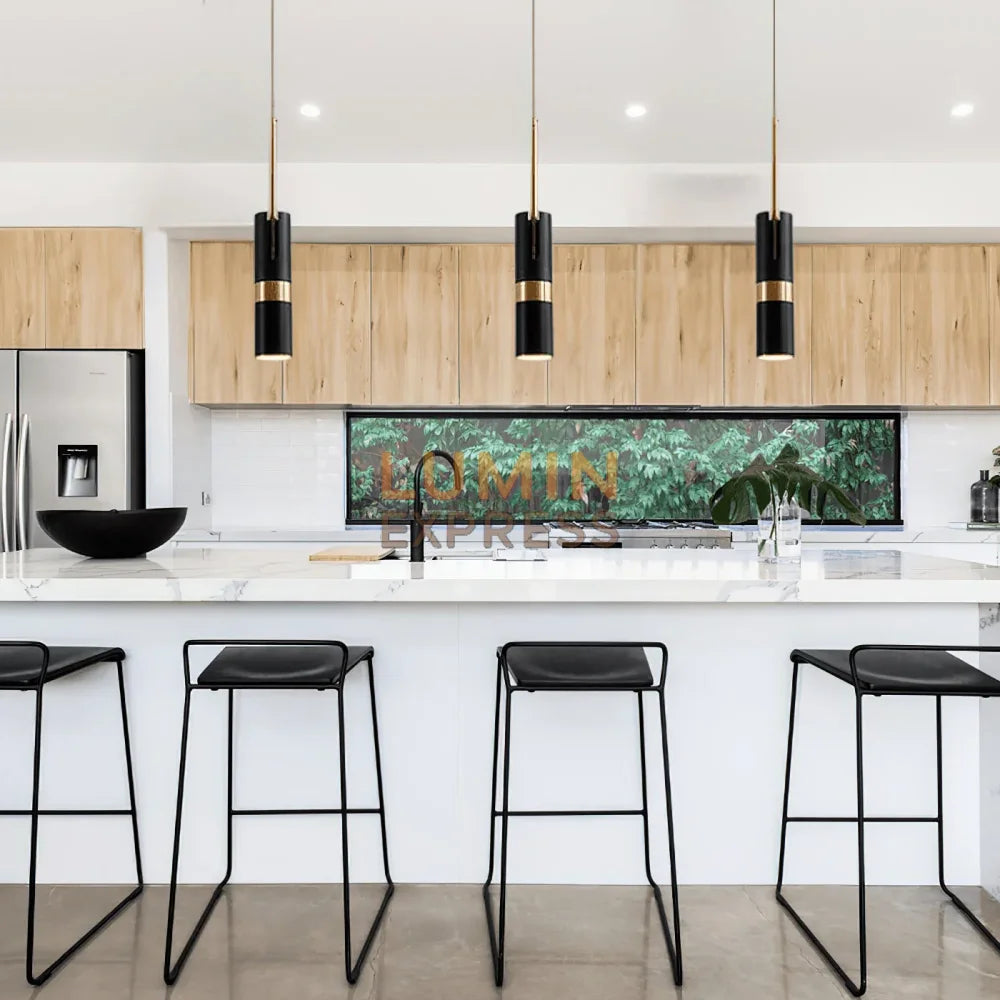 Lampe suspendue ELVOR — suspension noire design moderne pour salon et salle à manger au Maroc.