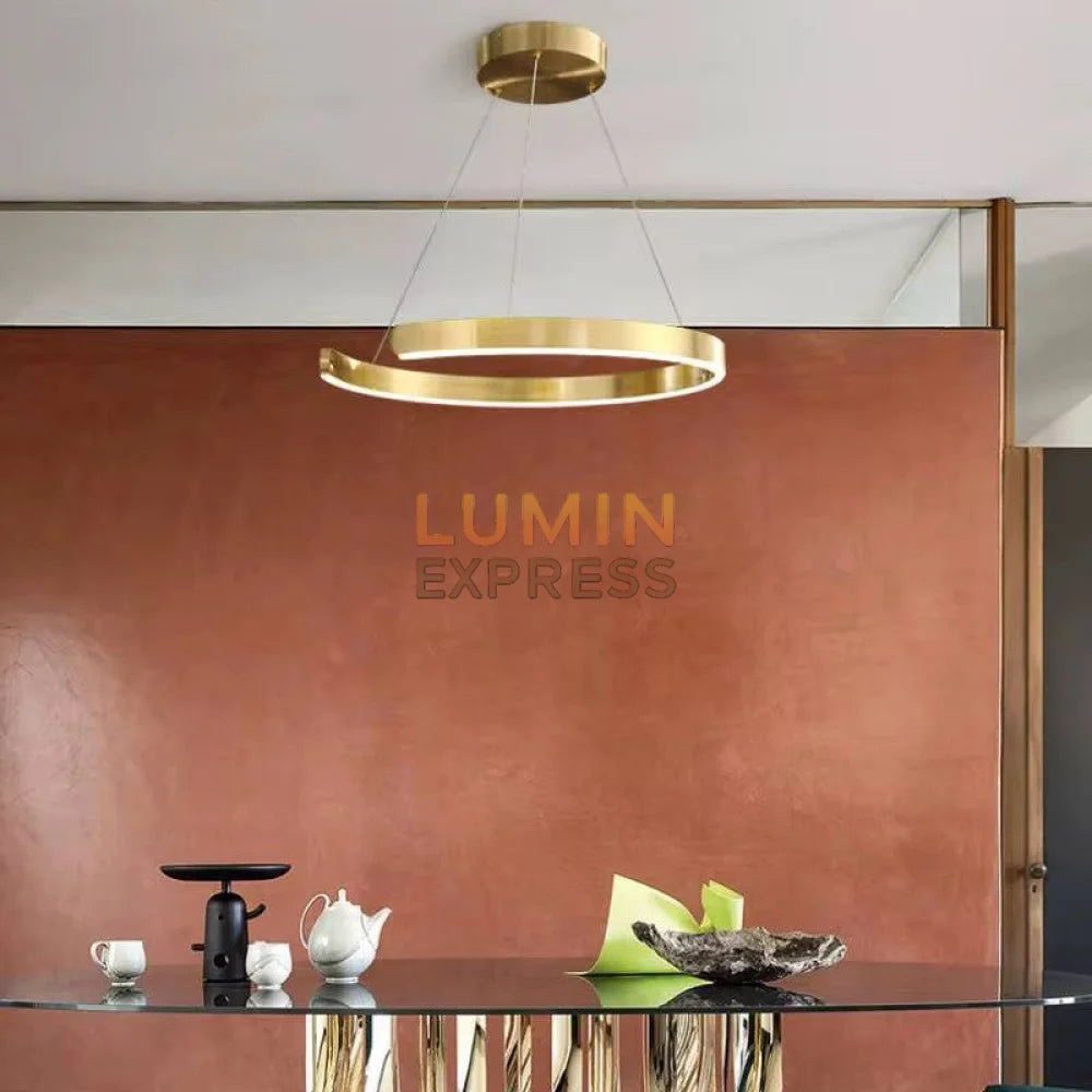 Luminaire circulaire doré RENGO Gold pour salon – Luminexpress Maroc