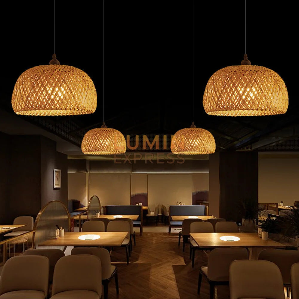 Suspension SUMBA en bambou pour restaurant et hôtel à Essaouira – luminaire artisanal et déco naturelle Luminexpress Maroc.