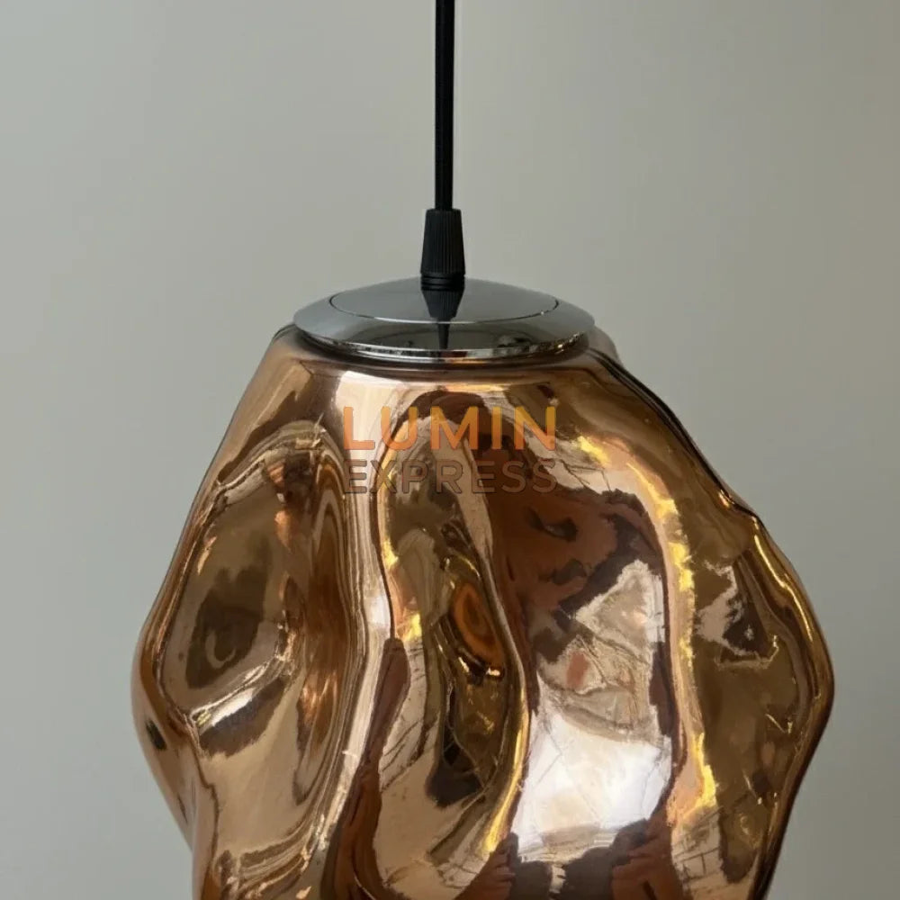 Suspension design triple en verre rose gold – luminaire moderne haut de gamme – LUMINEXPRESS Maroc.